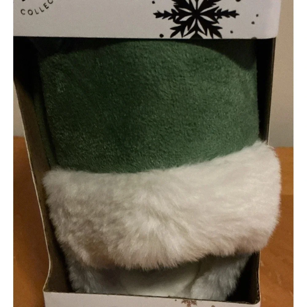 Festive Voice‎ Kids Dino Slippers, Green With Claws Size 11-12, New In Package